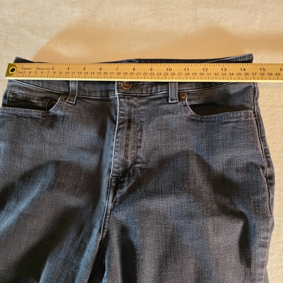 L.L.Bean Women's Classic Fit Jeans 10MT Tall Black Stretch Straight Leg Denim - Picture 7 of 11